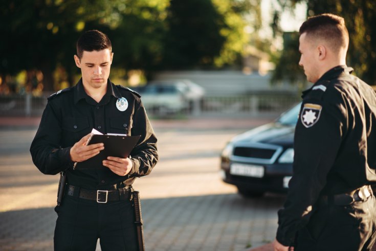 Professional Security Guards: A Look at Their Duties and Responsibilities